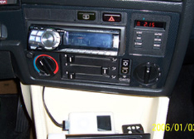 BMW(E30)_音響主機